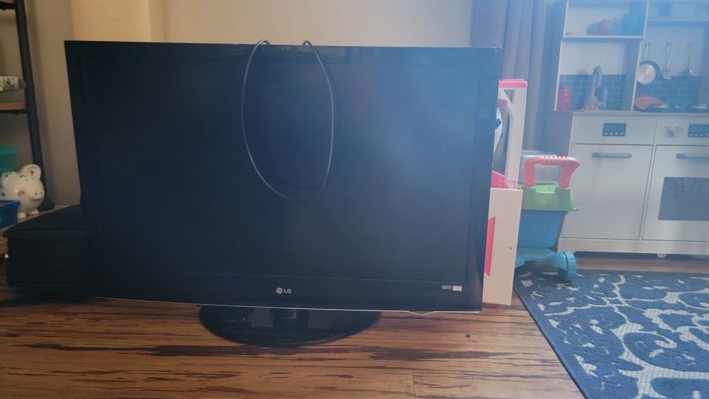 LG TV