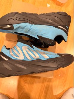 Yeezy 700 MNVN size 12