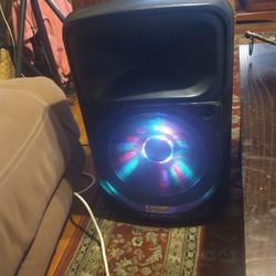 IBastek 15" Speaker ,Con Bluetoothe ,UsB Radio  Microphone Karoke  ,Not Chargeable Direct Conetion