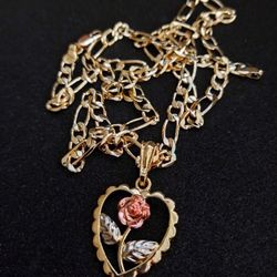 Heart W Rose Pendant
