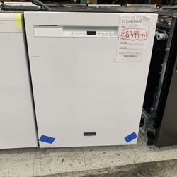 Maytag 24 In Front Control Built In Tall Tub 