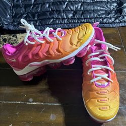 Nike Air VaporMax Plus 