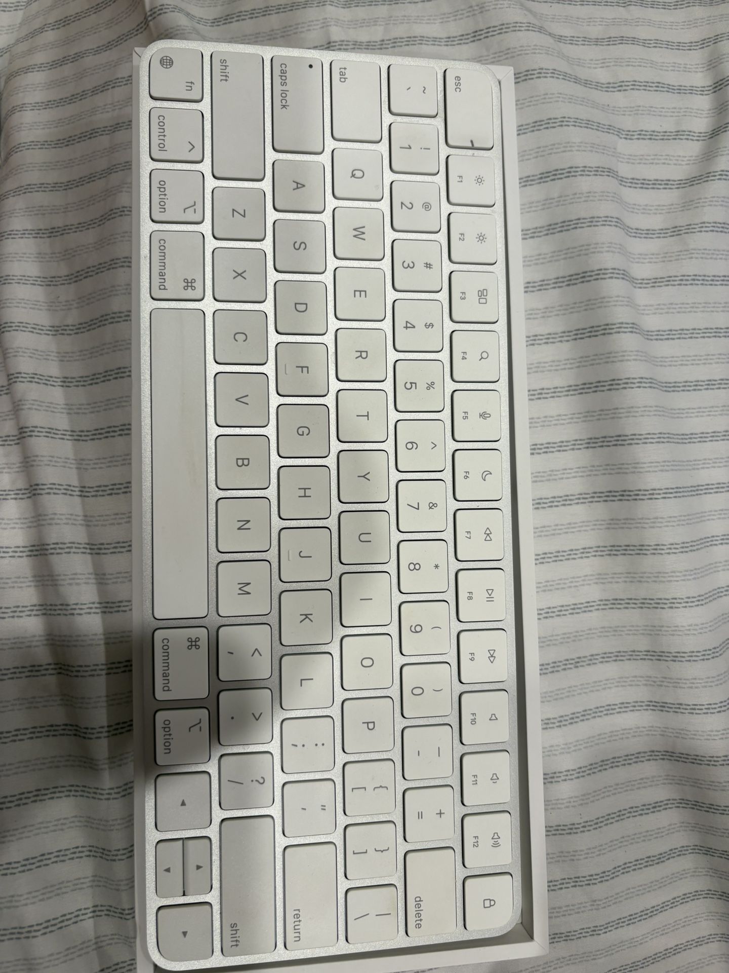 Magic Keyboard