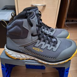 Men's Arvada Mid Work Sneaker (Carbon Toe)