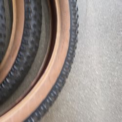 Used Kenda Tires27.5x3.0