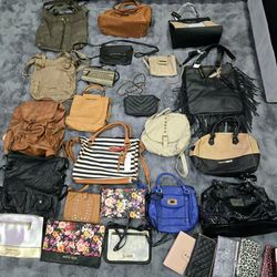 Purses & Wallets
