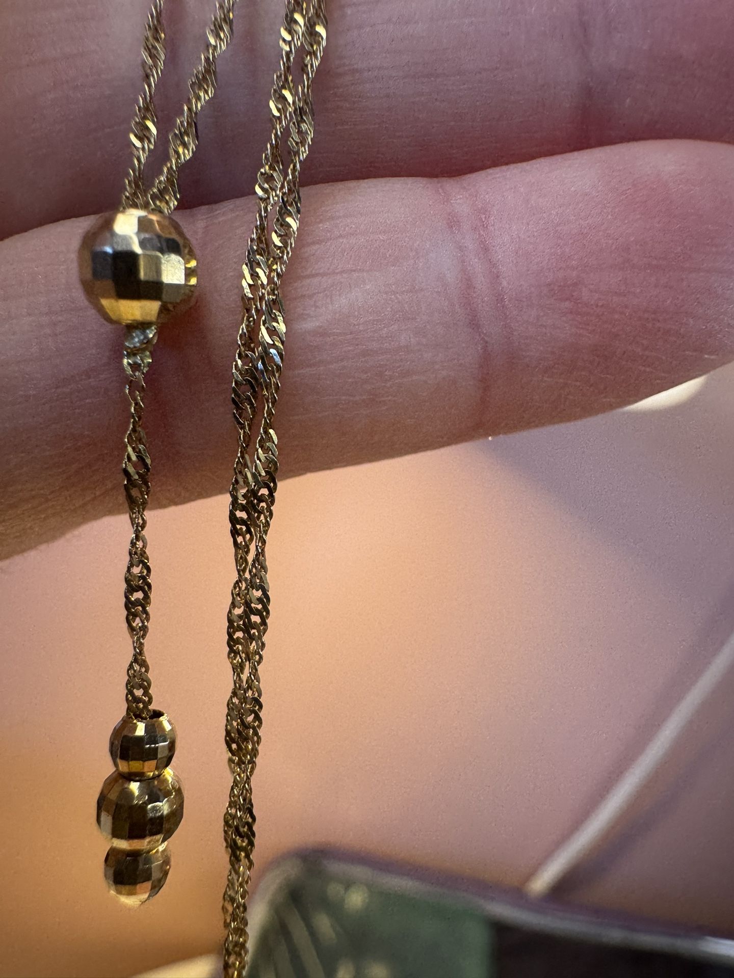 585 14k gold chain , size 17 inch