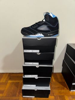 Air Jordan 5 Retro Black University Blue (2026)