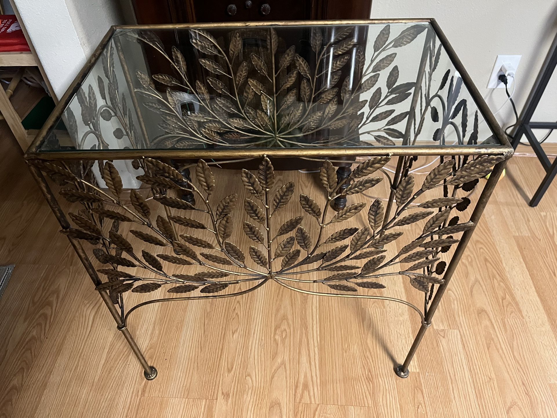 Metal Leaf Console Table