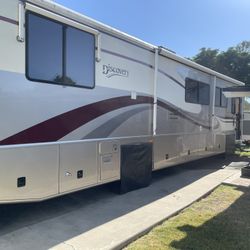 RV 2000 Discovery Fleetwood