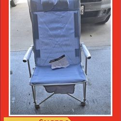  Beach chair 