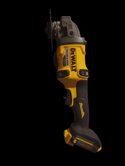 DeWalt DCG418