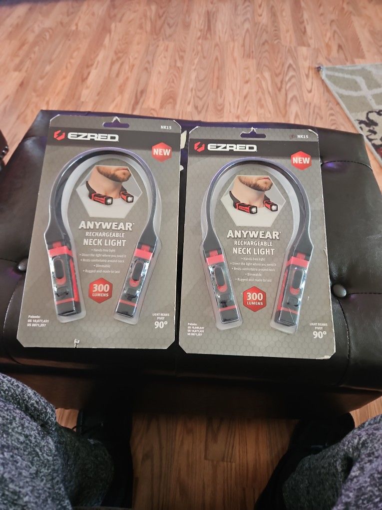 EZ Red Rechargeable Neck Light