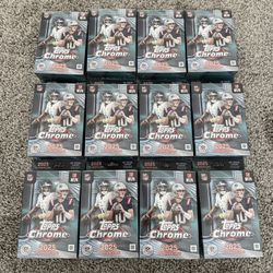 2025 Topps Chrome Football NFL Hanger Box NEW/SEALED x12