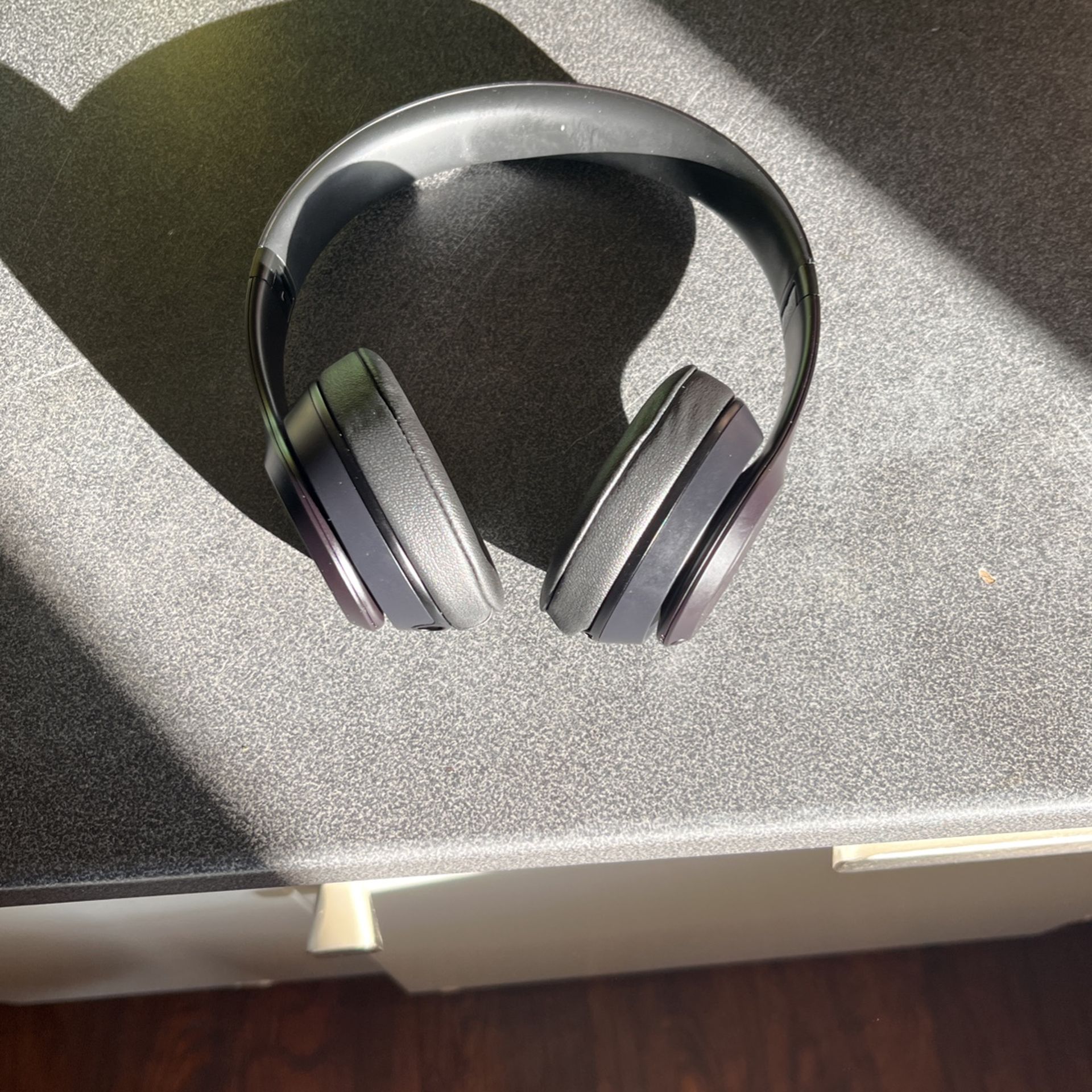 Beats Solo 3 Wireless Headphones