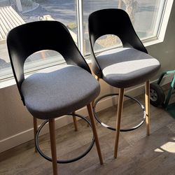 Bar height bar stools