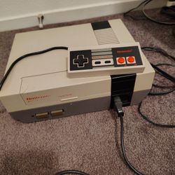 Nintendo NES Original Classic + Super Mario Bros/Duck Hunt