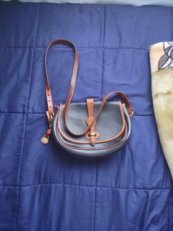 dooney and bourke Bag