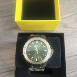 Invicta Sea Base 50016 Men's Watch - Quartz Movement - Plastic with Green Dial