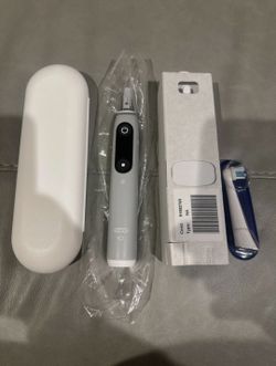 Oral-B iO Series 6 Electric Toothbrush - Black