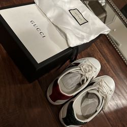 Great Condition Original Gucci Tennis 