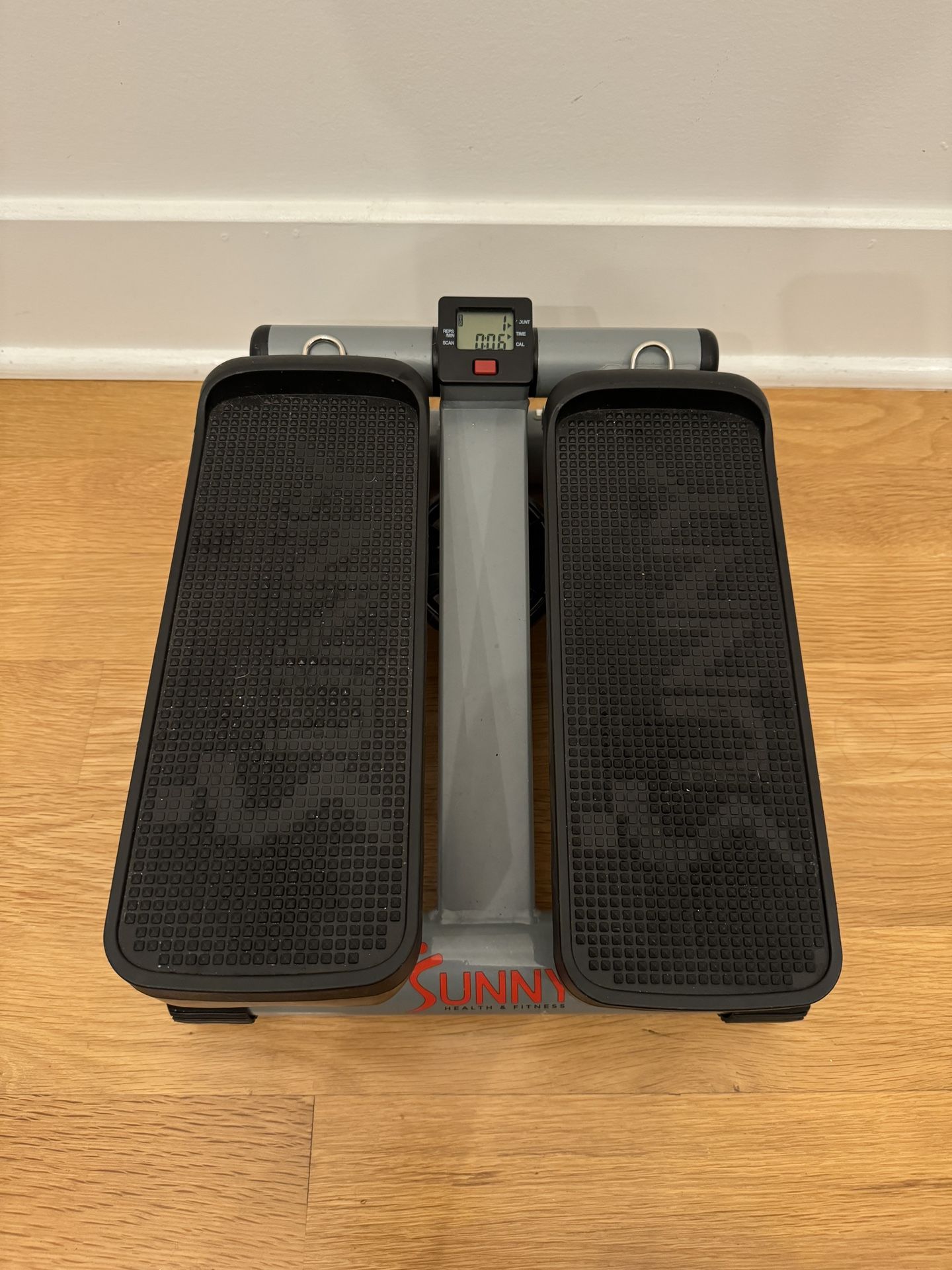 Sunny Health & Fitness Mini Stepper w/LCD Monitor NO. 012-S