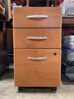 Bush Furniture 3-Drawer Mobile File Cabinet on Casters