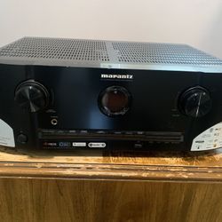 Marantz SR5015 8K Ultra HD AV Receiver 7.2 Channel, 100 WPC - Tested and Working