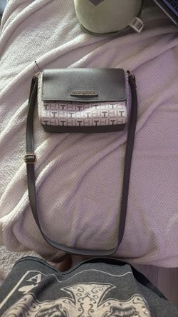 tommy hilfiger bag