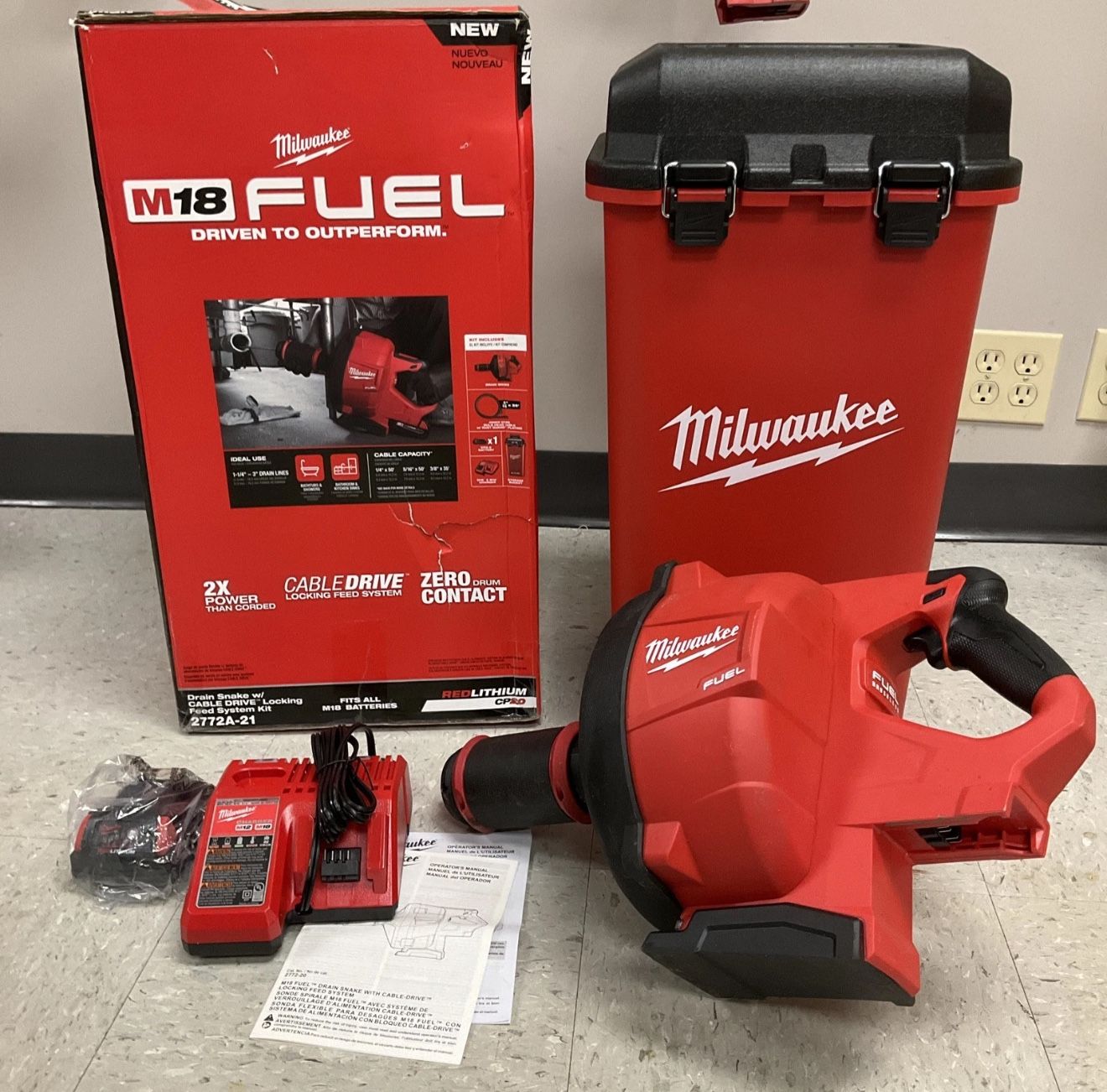 M18 FUEL 18V Cordless Plumbing Drain Snake Auger Kit w/ Cable Drive & 35ft Cable