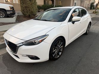 2018 Mazda mazda 3 grand touring