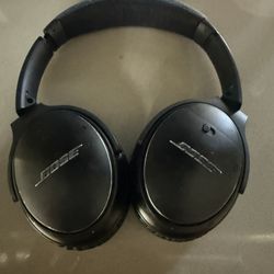 Bose QC35 Wireless Headphones