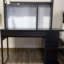 Desk With Whiteboard And Shelving 