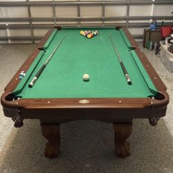 7ft Pool Table 