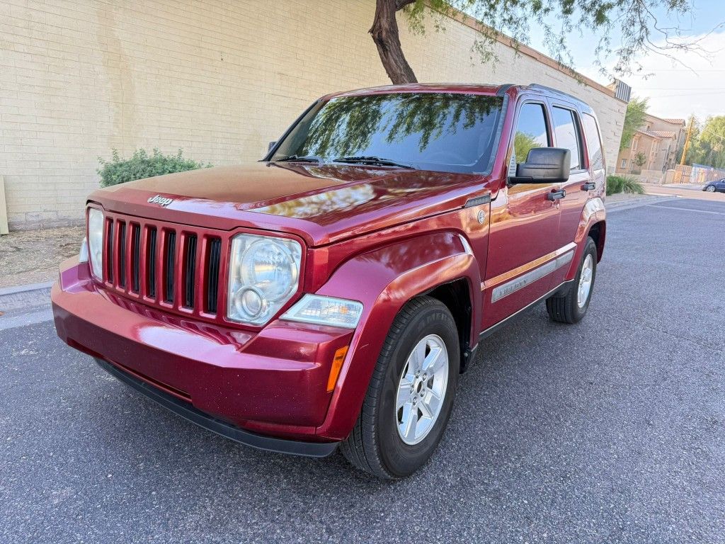 2012 JEEP LIBERTY SPORT, 4WD, RUNS GREAT, COLD AC, NICE SUV, FINANCE AVAILABLE 🚘