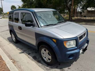 2005 Honda Element