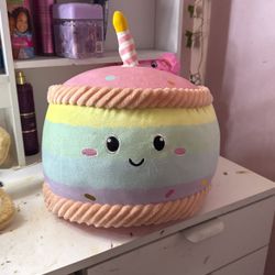 Cake Plush 6$