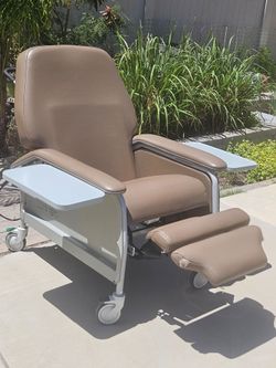 Lumex massage and heating recliner