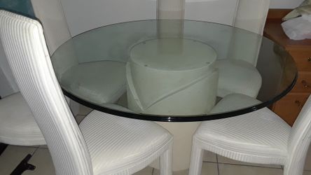 Nice dining room for sale