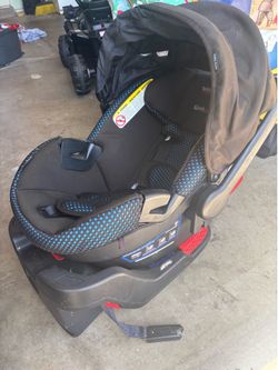 Britex slim infant car seat