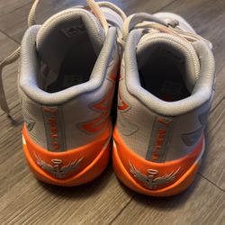 Shoes Melo Puma Size 8