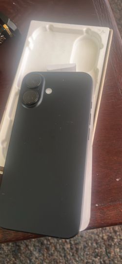 iPhone 16 brand new in box never used