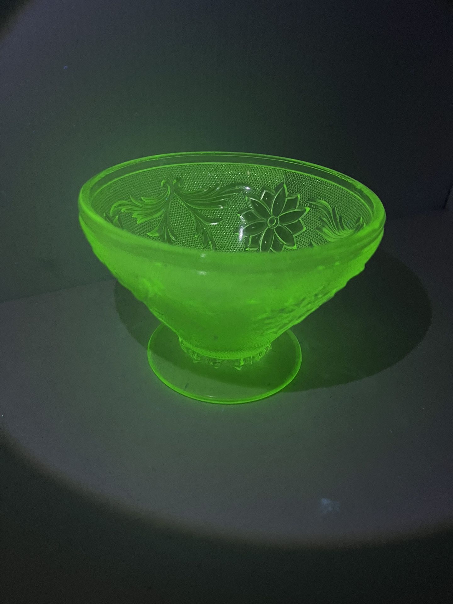 Vintage Indiana Uranium Glass Candy Bowl - 5.5” x 4”