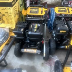 Pressure Washer Dewalt 4400 Pi 