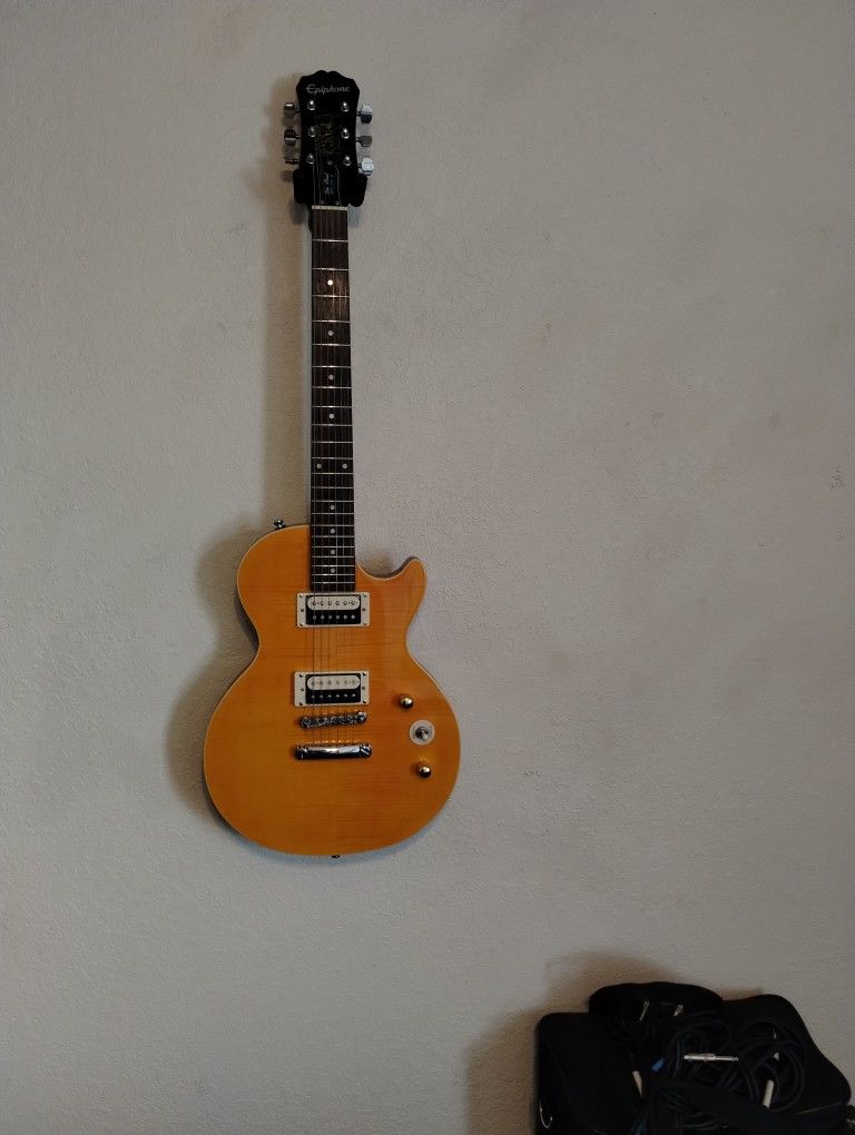 Epiphone 2017 Slash signature Les Paul Special-II -"Appetite Amber". $295
