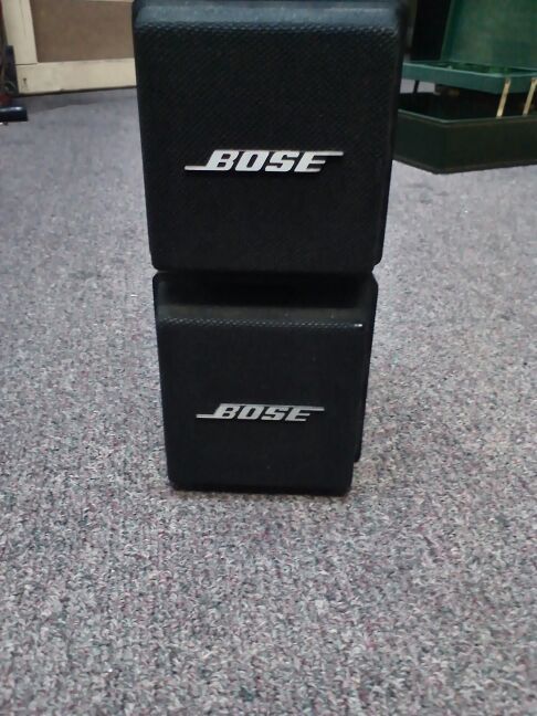 BOSE MODEL SOIX CUBE SYSTEM