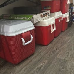 Igloo Cooling Cooler 