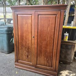 Free TV Cabinet 