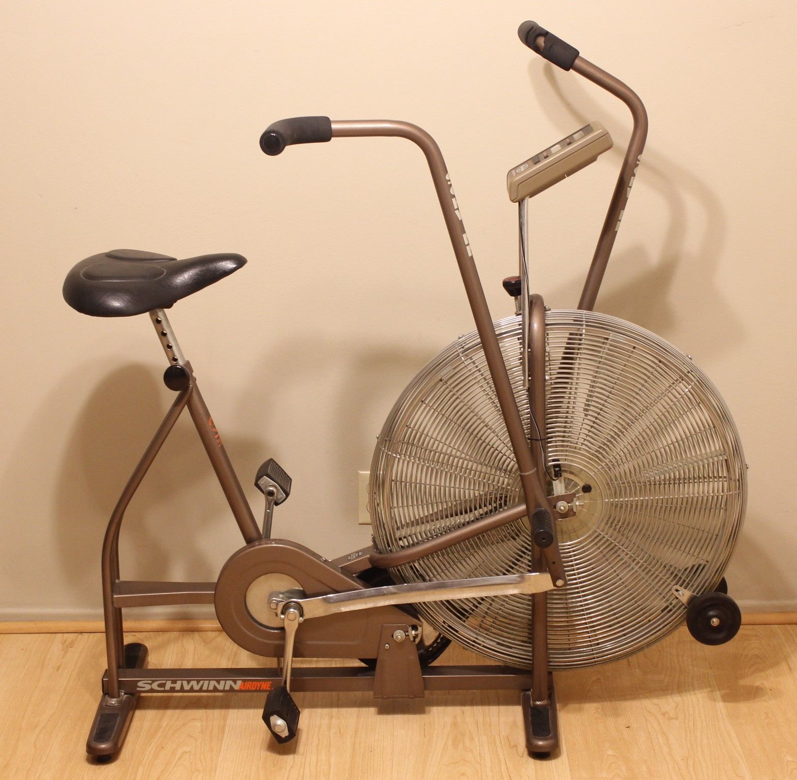 Schwinn Airdyne Upright Bike Indoor Stationary Fan Bicycle Cycling Exercise Fitness Crossfit Vintage