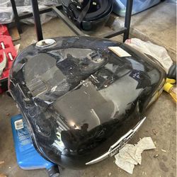 2006 Suzuki Boulevard C50 Fuel Tank